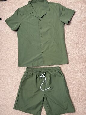 Green Men’s 2 Piece Short Set